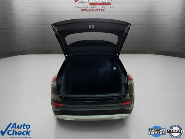 Used 2024 Audi Q4 e-tron Premium image 9