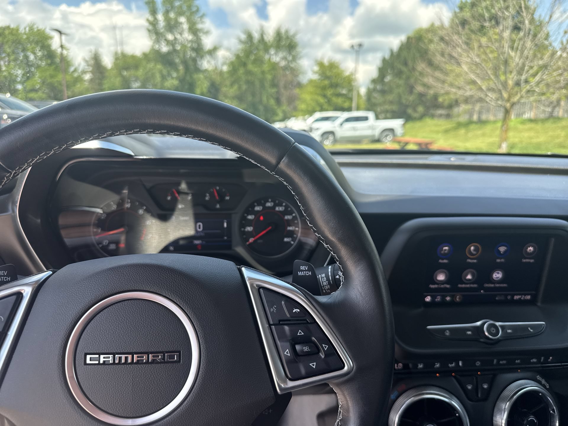 Used 2020 Chevrolet Camaro LT RWD image 11