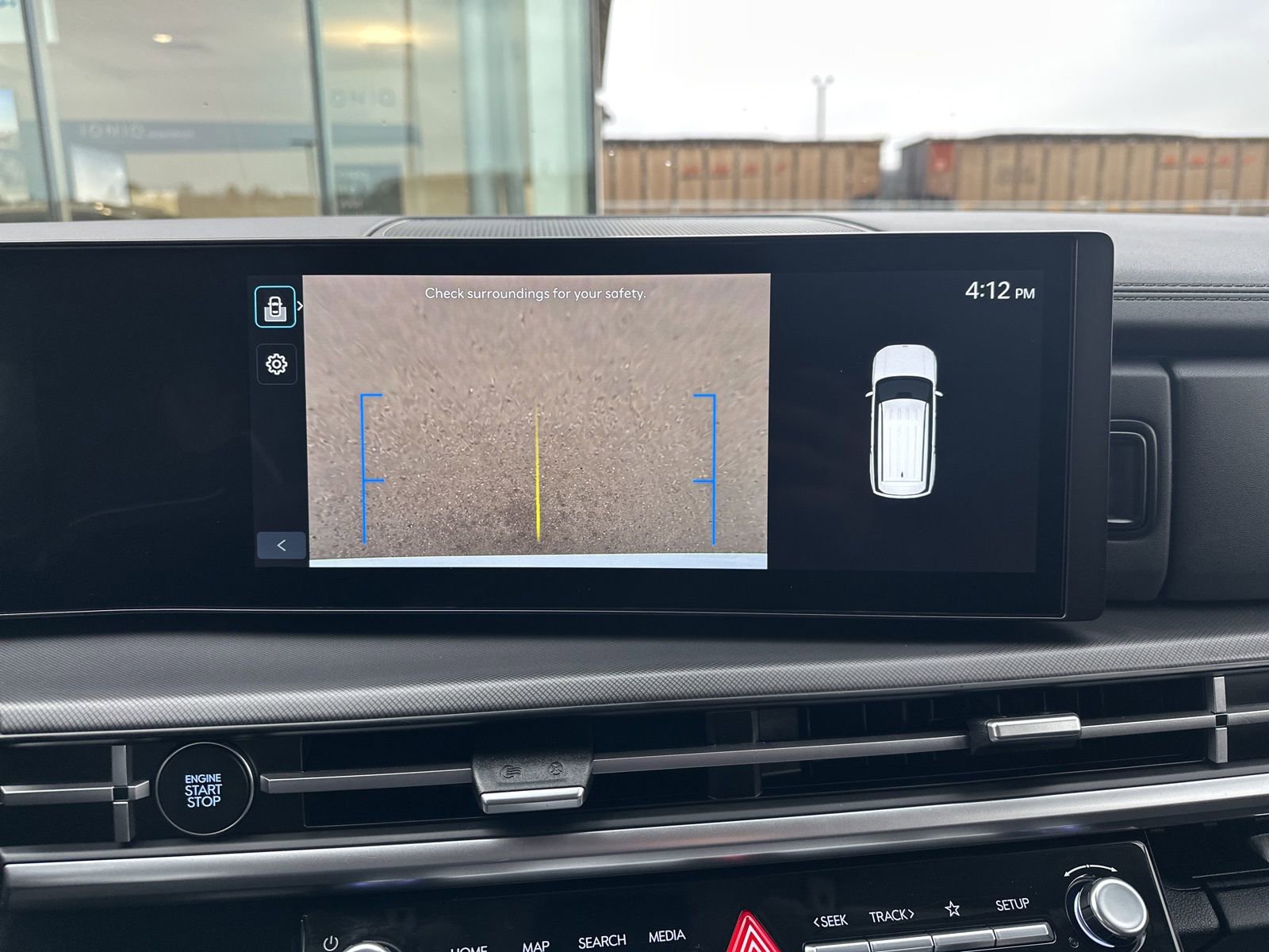 Used 2025 Hyundai Santa Fe SE image 54