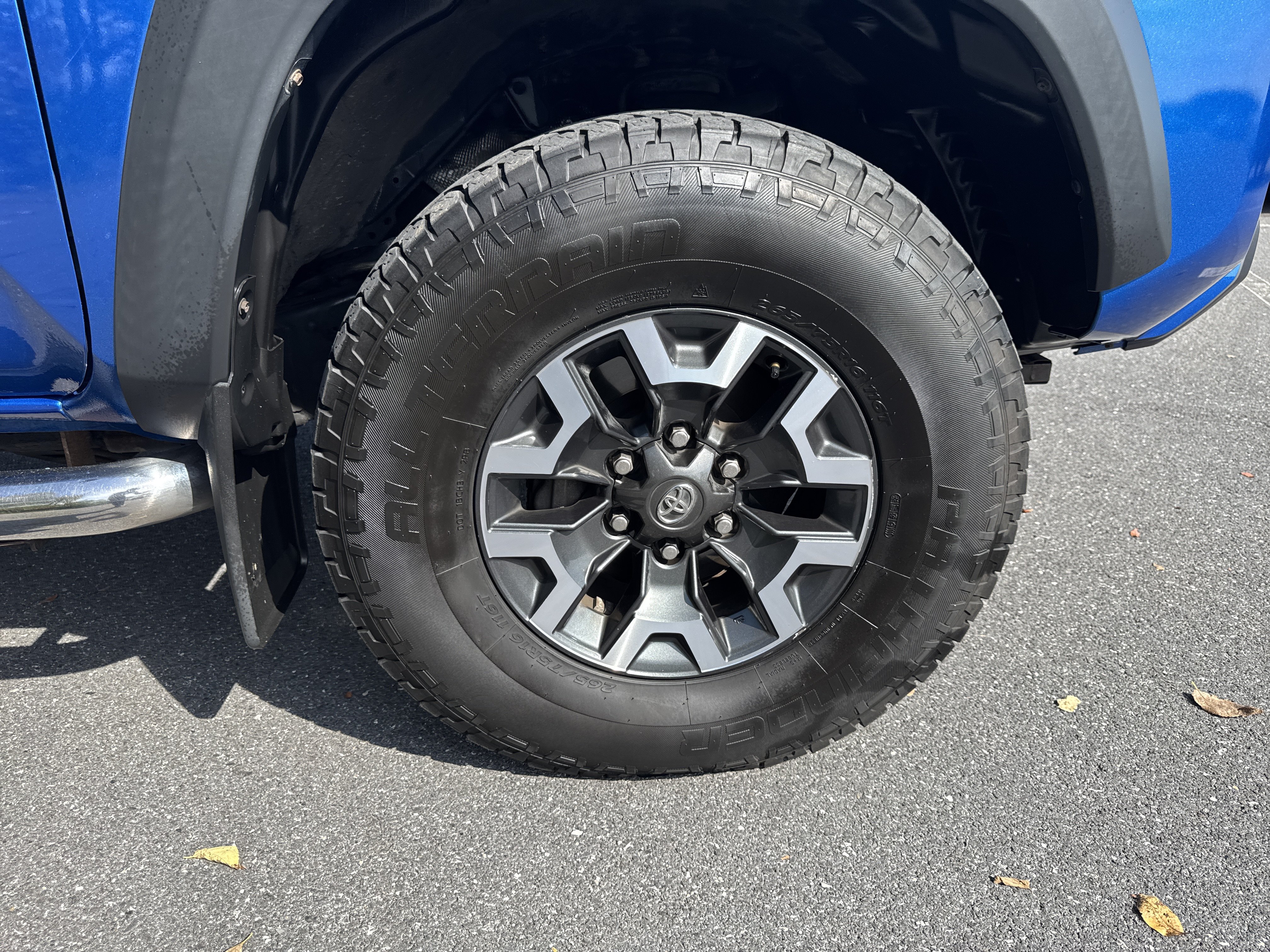 Used 2016 Toyota Tacoma TRD Off-Road w/ Towing Package AWD/4WD image 32
