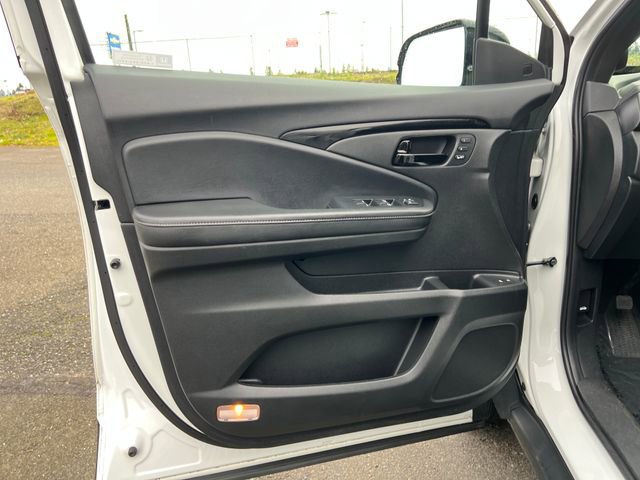 Used 2022 Honda Passport Elite image 17