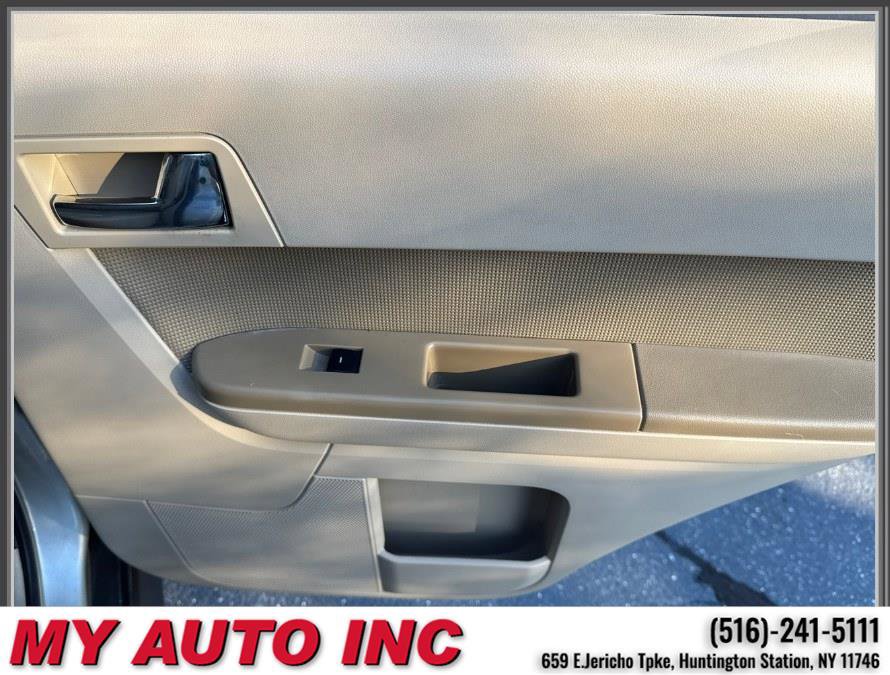 Used 2011 Ford Escape Limited w/ 301A Rapid Spec Order Code image 31