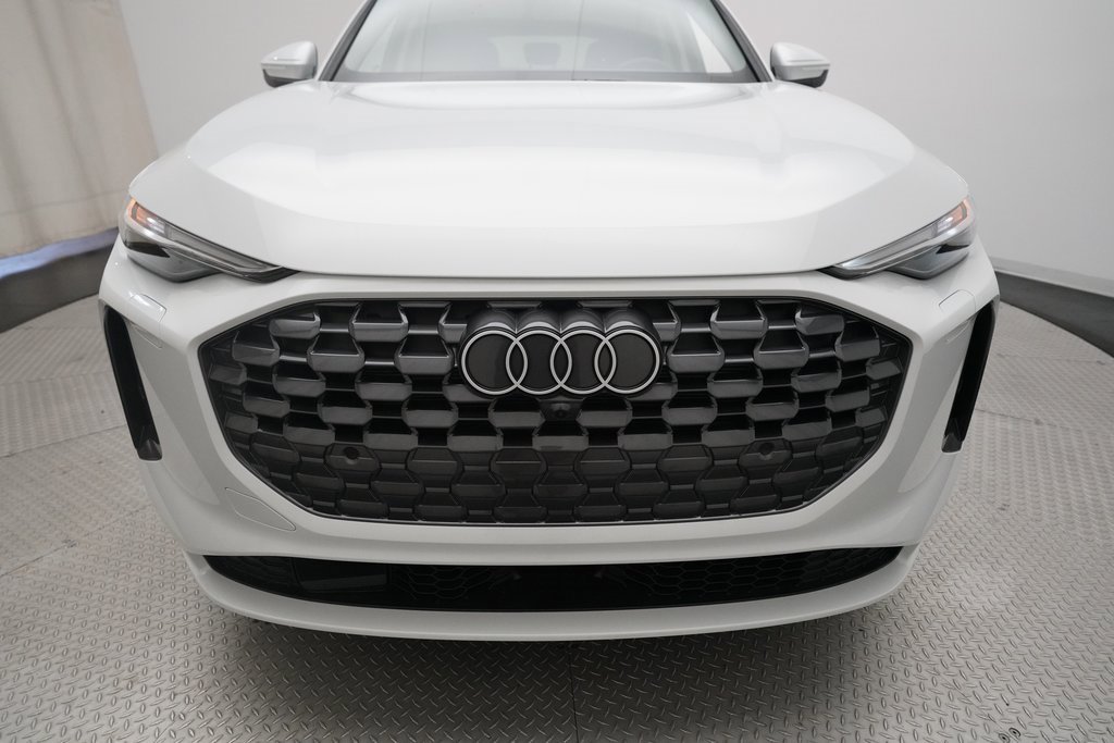 Used 2025 Audi Q5 Premium Plus w/ Premium Plus image 4