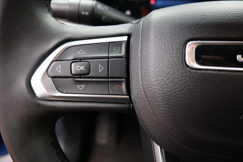 Used 2024 Jeep Compass Latitude AWD/4WD image 20