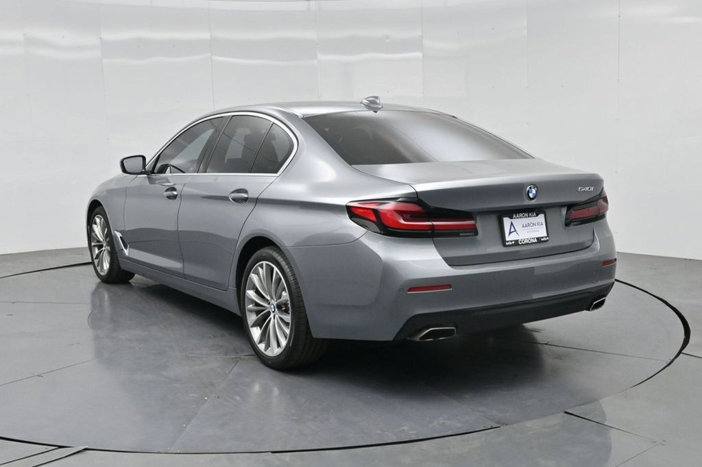 Used 2023 BMW 540i w/ Convenience Package RWD image 26