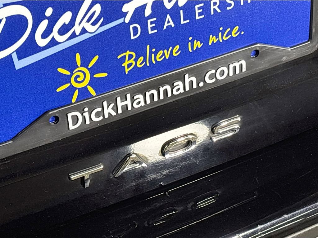 Used 2023 Volkswagen Taos SE w/ Panoramic Sunroof Package image 24