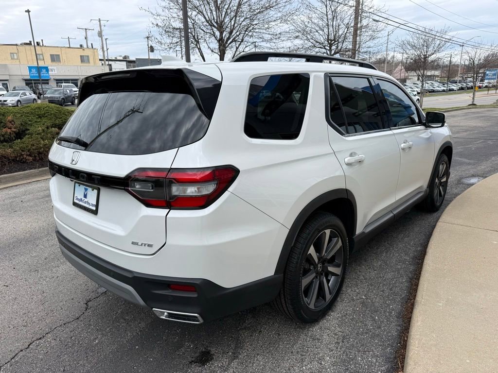 Used 2023 Honda Pilot Elite image 13