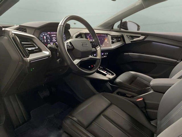 Used 2024 Audi Q4 e-tron Premium w/ Convenience Package image 18