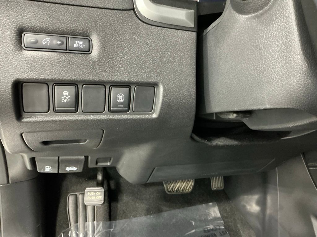 Used 2023 Nissan Murano SV w/ SV Midnight Edition Package image 32