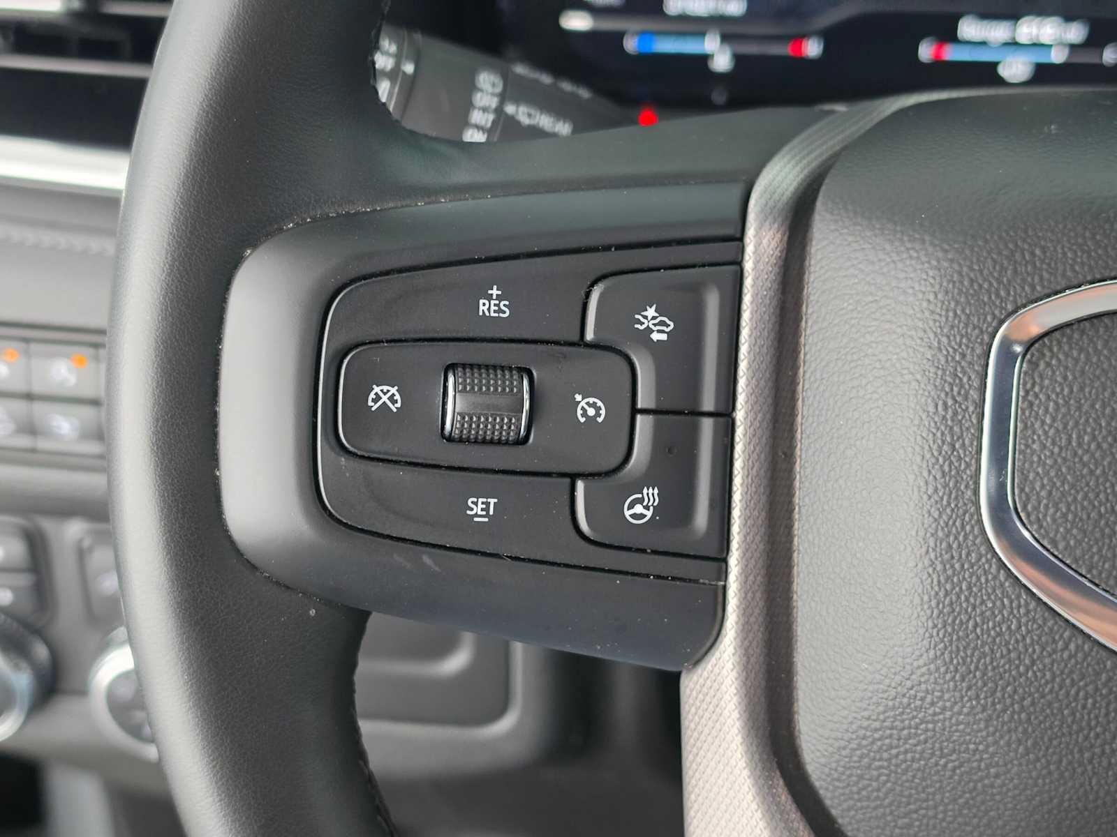 Used 2023 GMC Yukon XL Denali AWD/4WD image 33