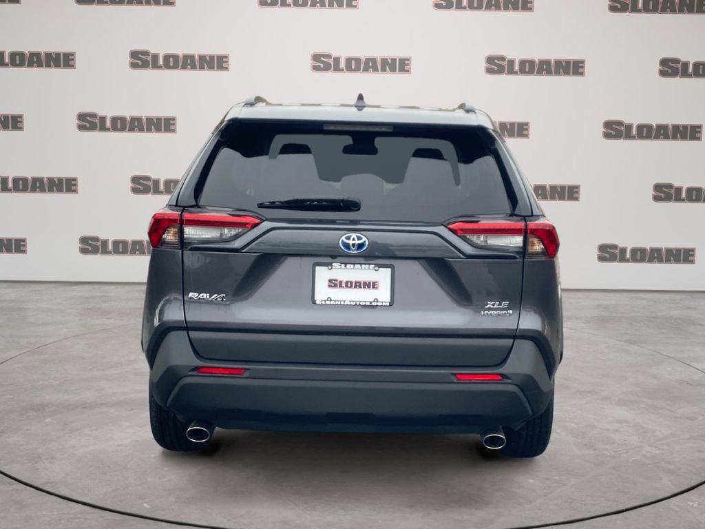Used 2024 Toyota RAV4 XLE image 4