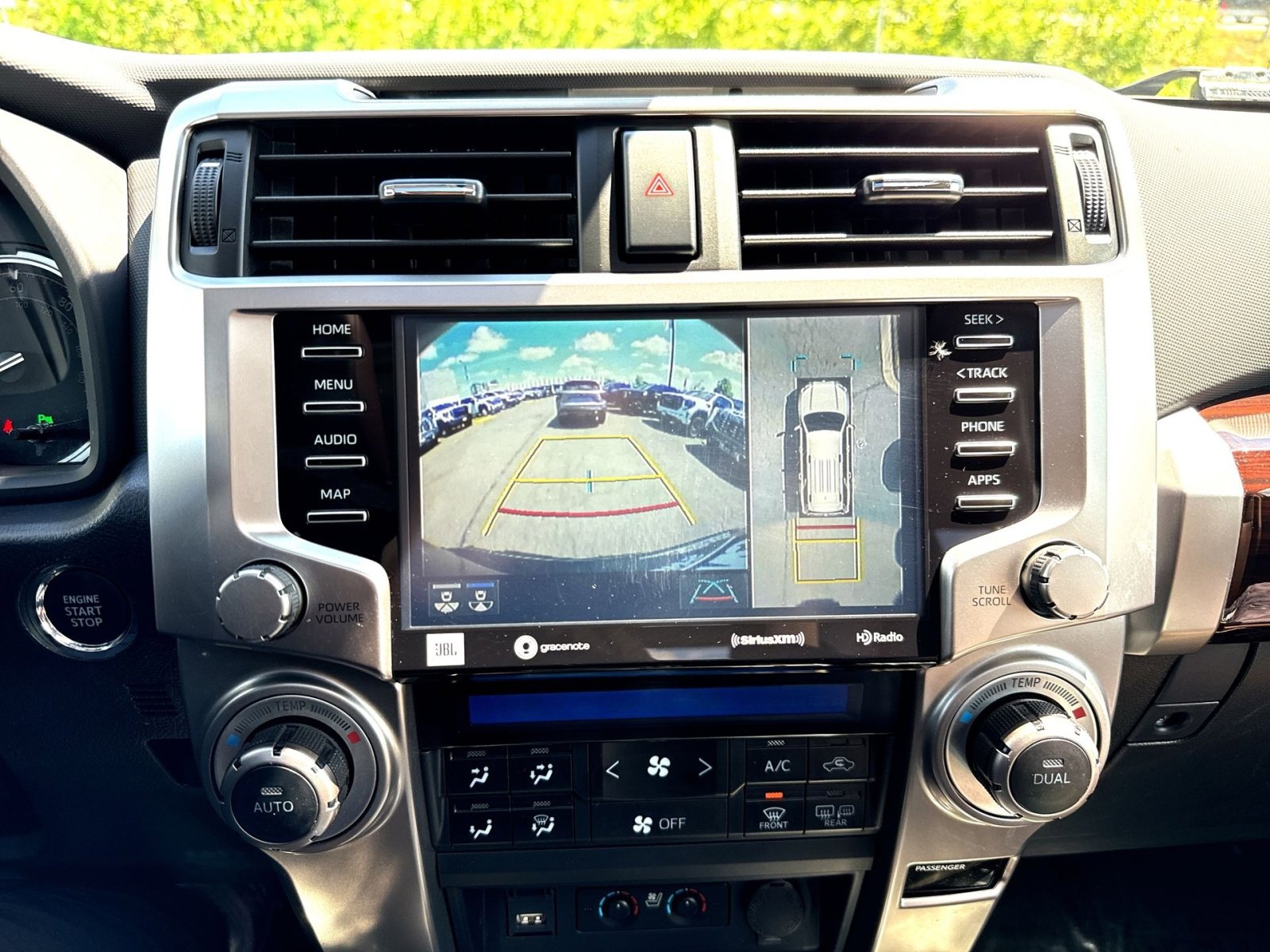 Used 2022 Toyota 4Runner Limited AWD/4WD image 19