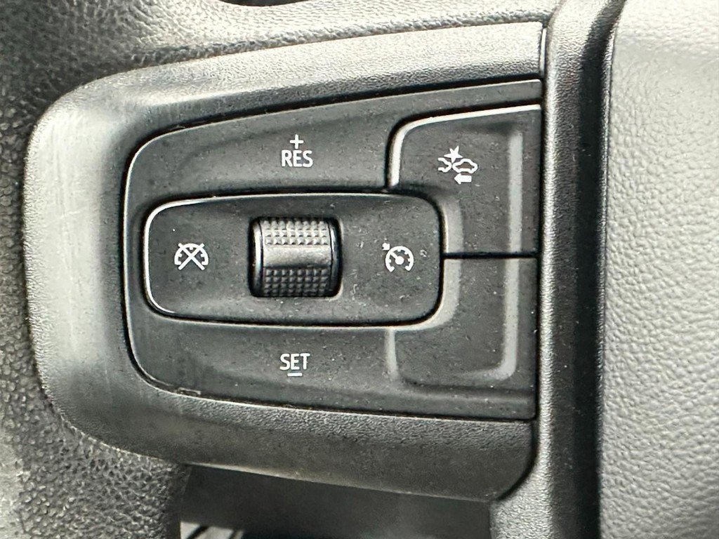 Certified 2024 GMC Sierra 3500 Pro w/ Convenience Package image 18