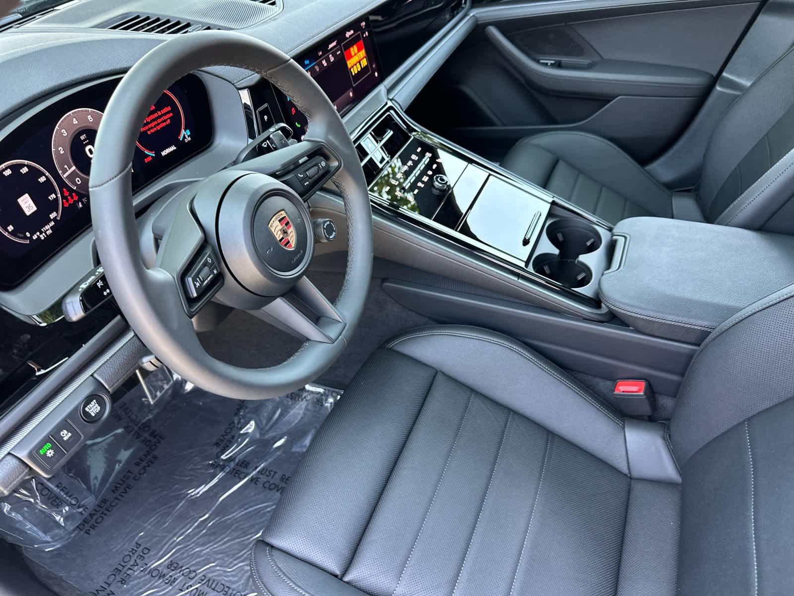New 2025 Porsche Panamera 4 AWD/4WD image 4