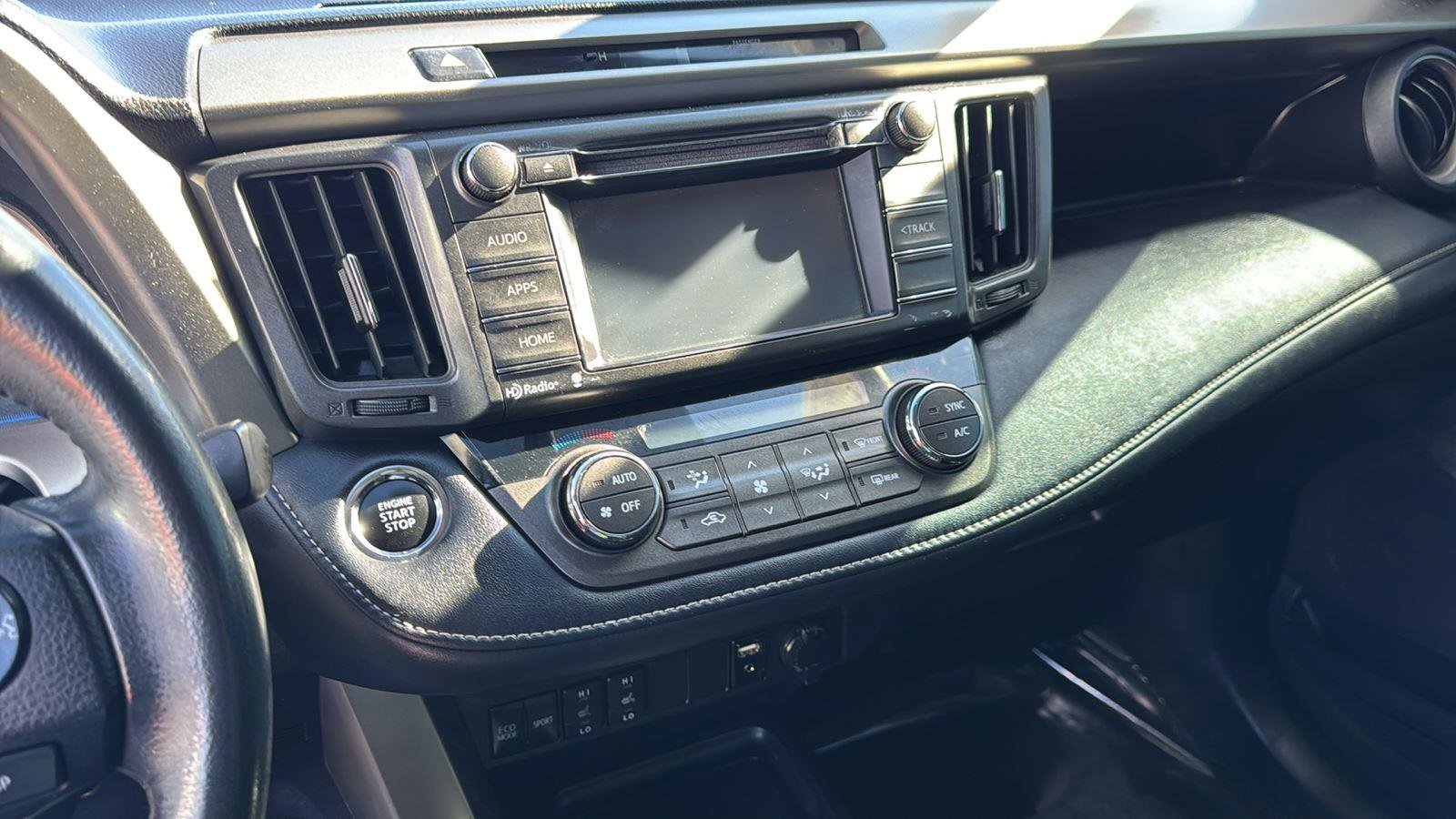 Used 2014 Toyota RAV4 Limited image 15