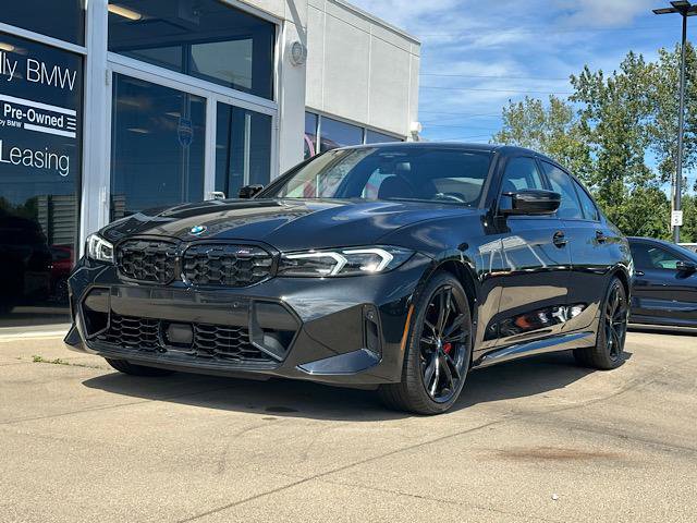 Used 2024 BMW M340i xDrive AWD/4WD image 3