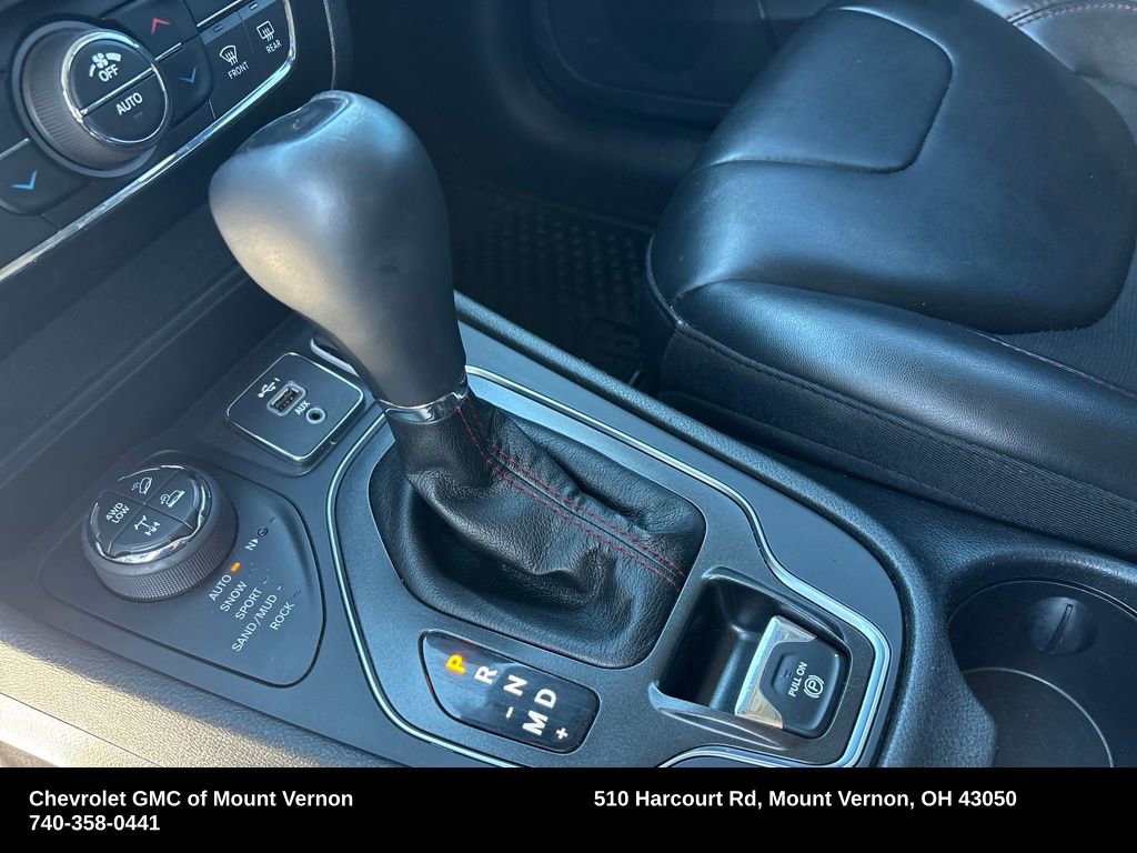 Used 2019 Jeep Cherokee Trailhawk image 20