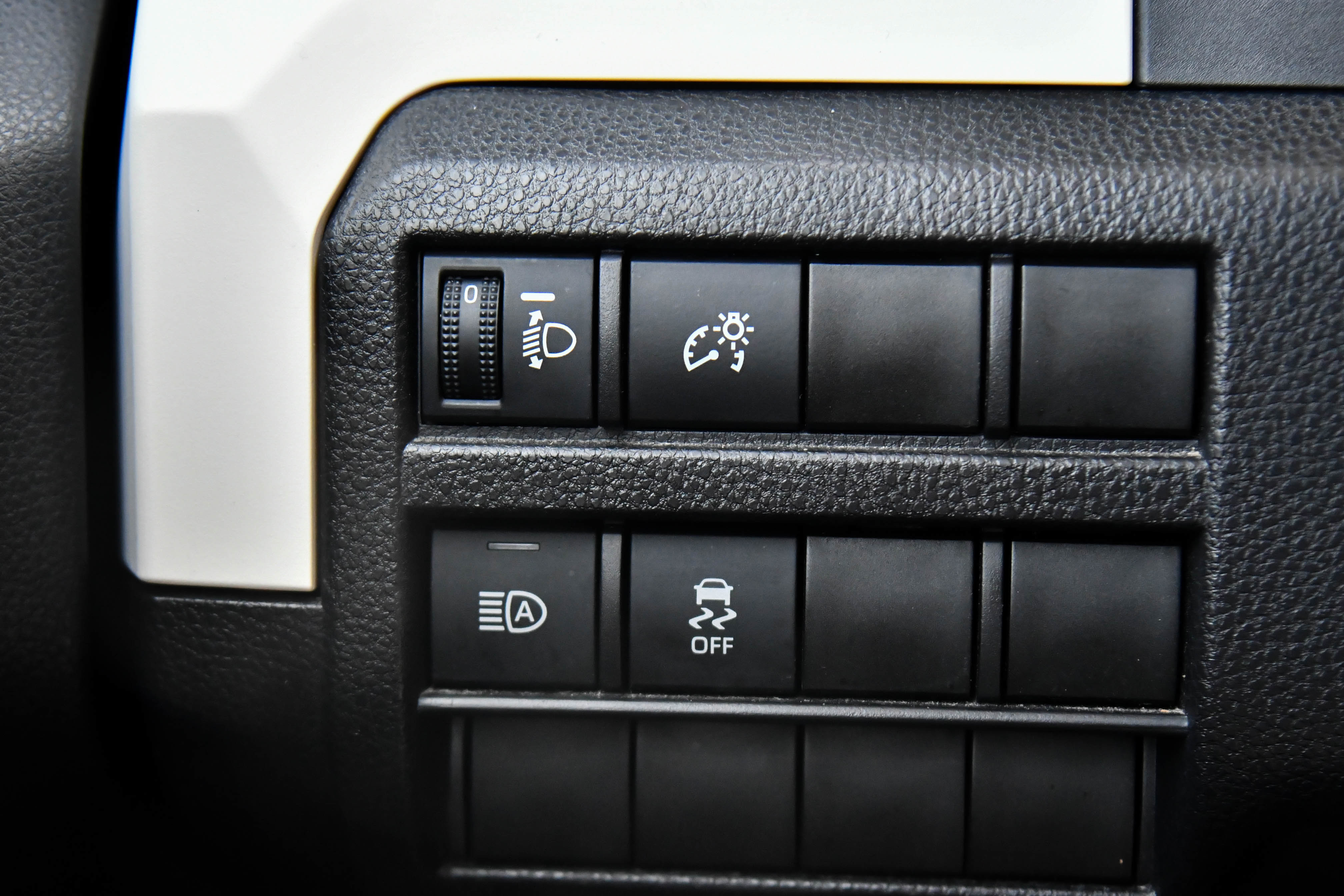 Used 2024 Toyota Tacoma TRD Sport image 33