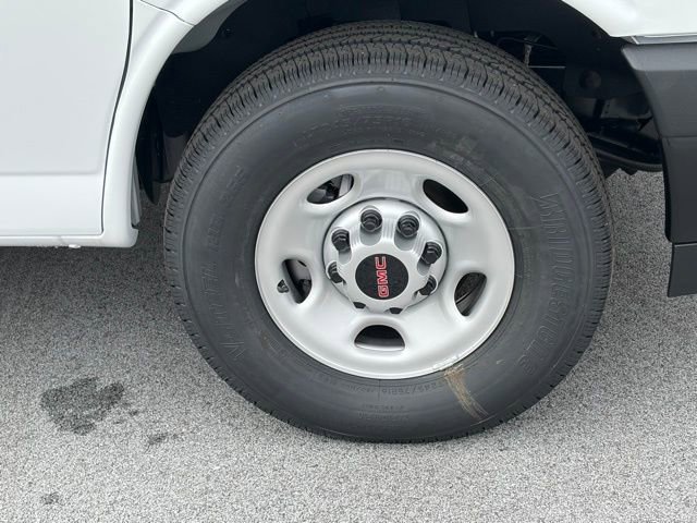 New 2026 GMC Savana 2500 Work Van w/ Driver Convenience Package image 15