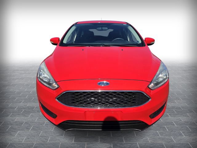 Used 2017 Ford Focus SE image 2