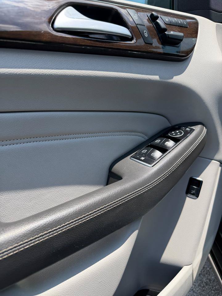 Used 2015 Mercedes-Benz ML 350 4MATIC image 19