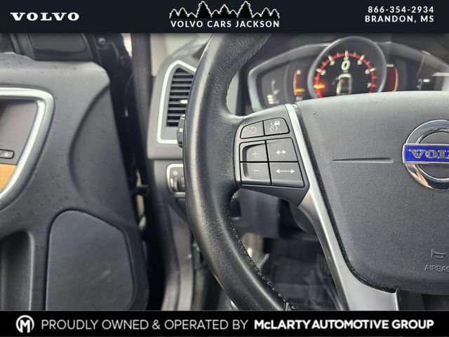 Used 2017 Volvo XC60 T5 Inscription w/ Advanced Package image 24