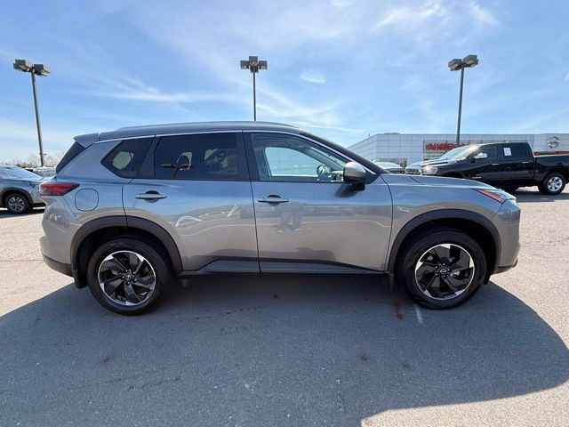 Certified 2024 Nissan Rogue SV w/ SV Premium Package image 4
