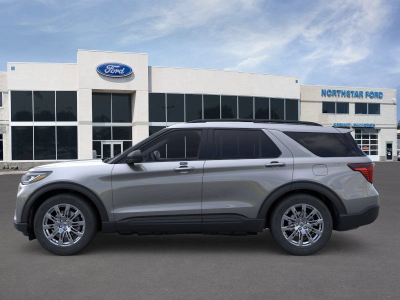 Used 2026 Ford Explorer Active w/ Active Comfort Package AWD/4WD image 3
