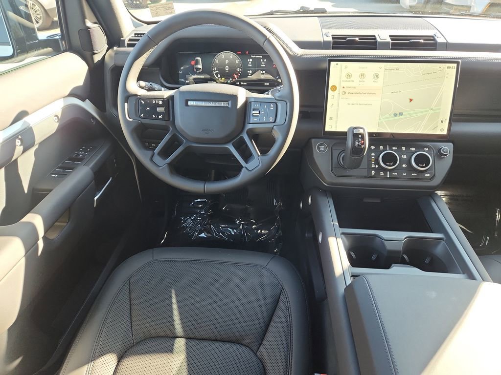 Used 2026 Land Rover Defender 130 S AWD/4WD image 4