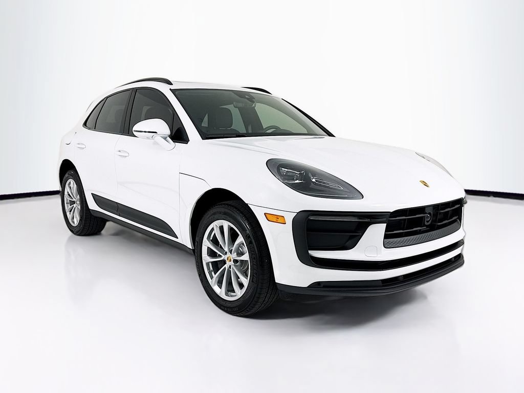 New 2026 Porsche Macan AWD/4WD image 7