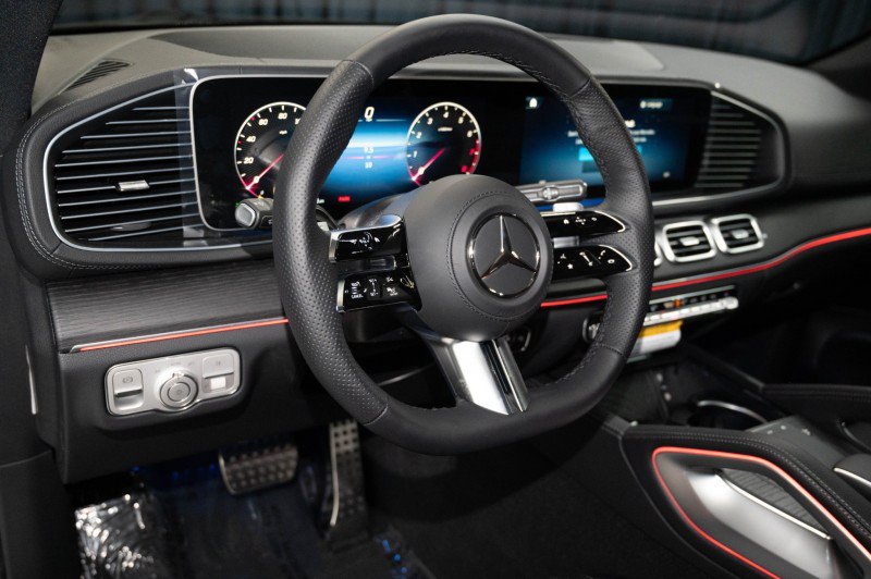 New 2026 Mercedes-Benz GLS 450 4MATIC image 17