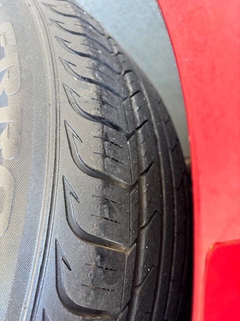 Used 2012 Toyota Camry L image 12