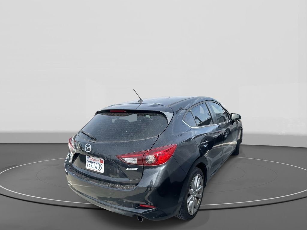 Used 2017 MAZDA MAZDA3 Touring image 5
