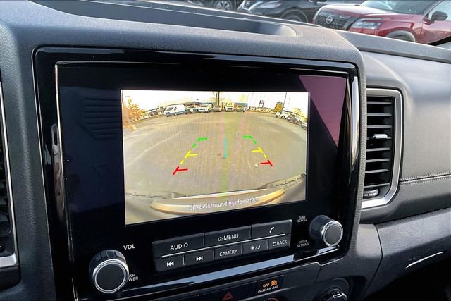 Used 2023 Nissan Frontier SV image 11