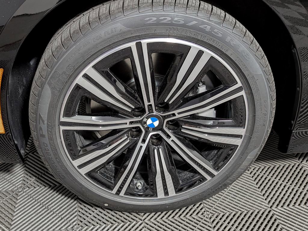 New 2026 BMW 330i xDrive Sedan AWD/4WD image 28