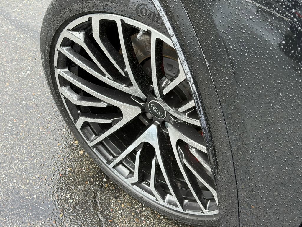 New 2026 Audi SQ8 Prestige AWD/4WD image 10