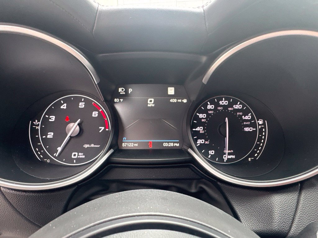 Used 2023 Alfa Romeo Stelvio Veloce AWD/4WD image 40