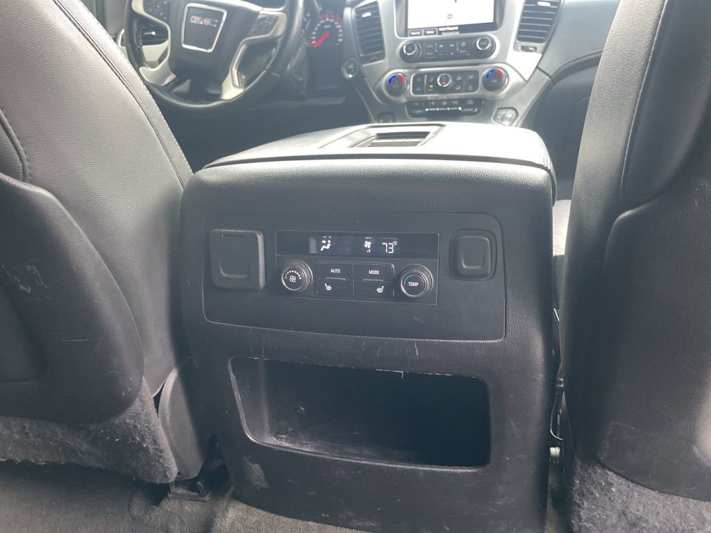 Used 2016 GMC Yukon SLT image 24
