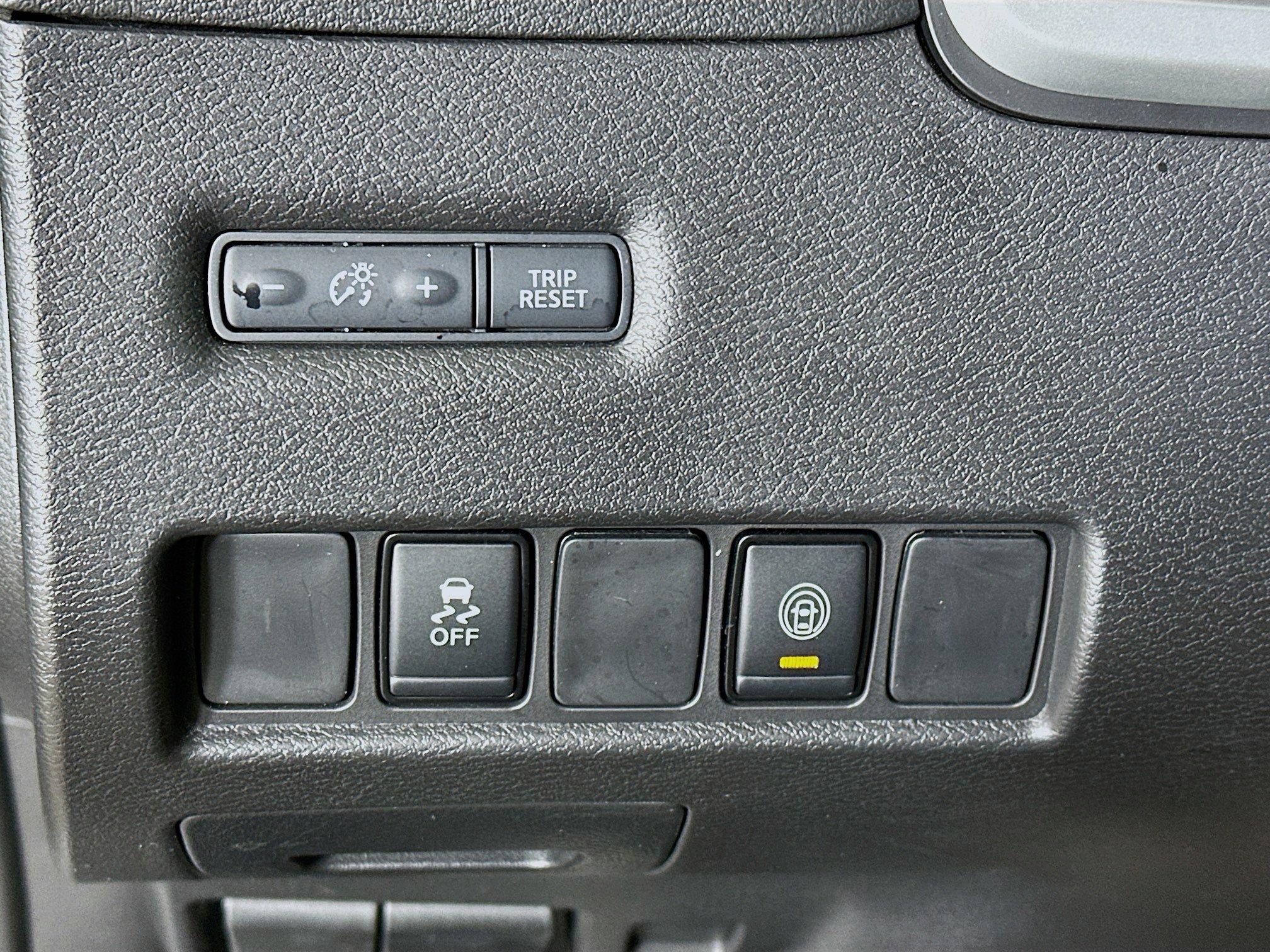 Used 2024 Nissan Murano SV w/ SV Midnight Edition Package image 17