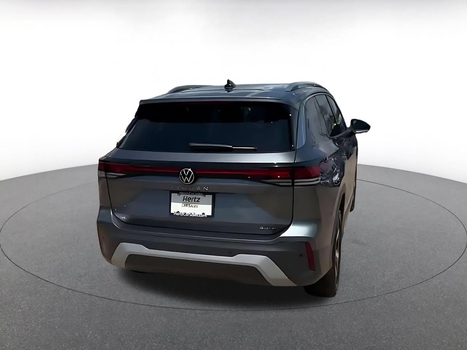 Used 2026 Volkswagen Tiguan SE AWD/4WD image 15