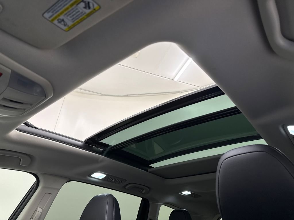 Used 2023 Subaru Ascent Limited w/ Technology Package image 22