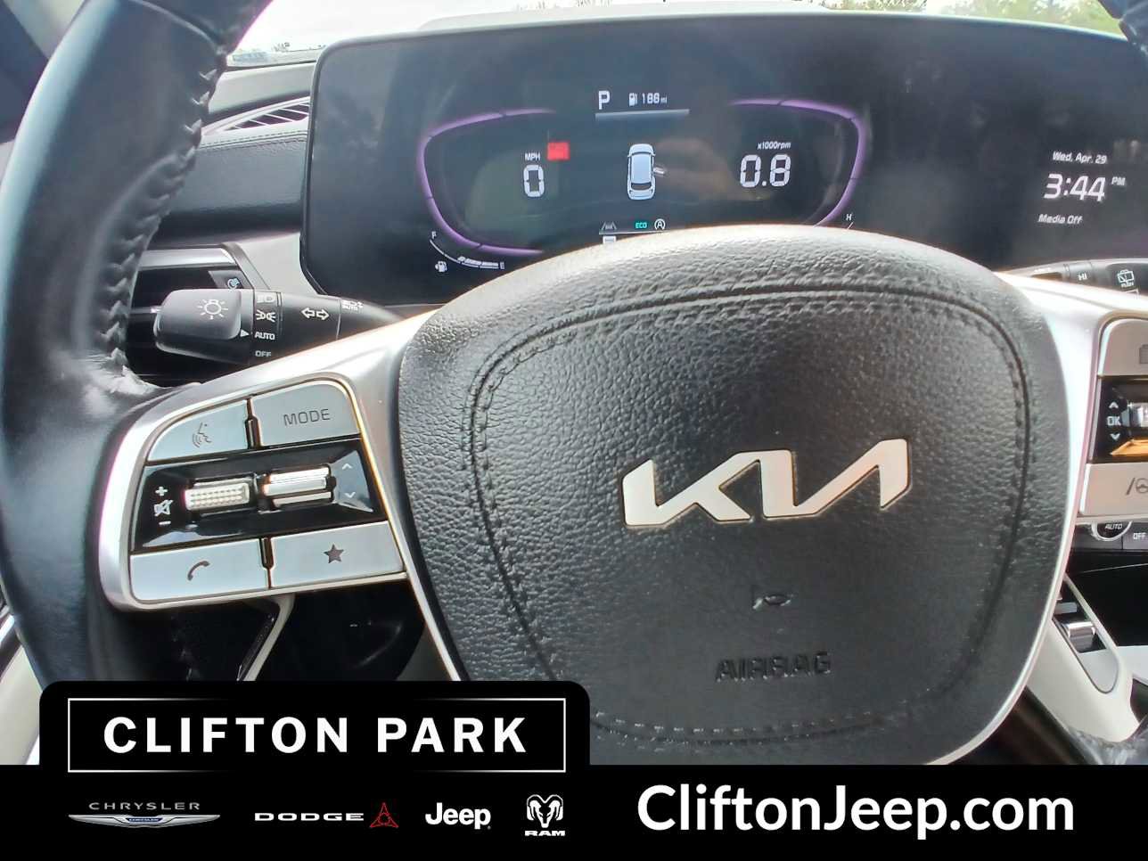 Used 2024 Kia Telluride S AWD/4WD image 22