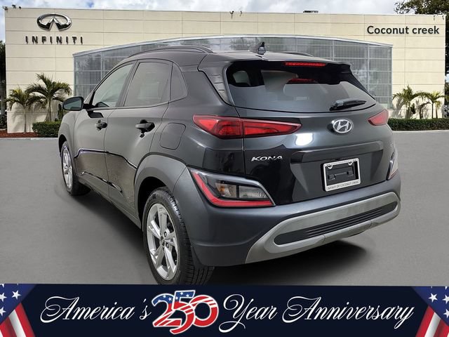 Used 2022 Hyundai Kona SEL AWD/4WD image 3