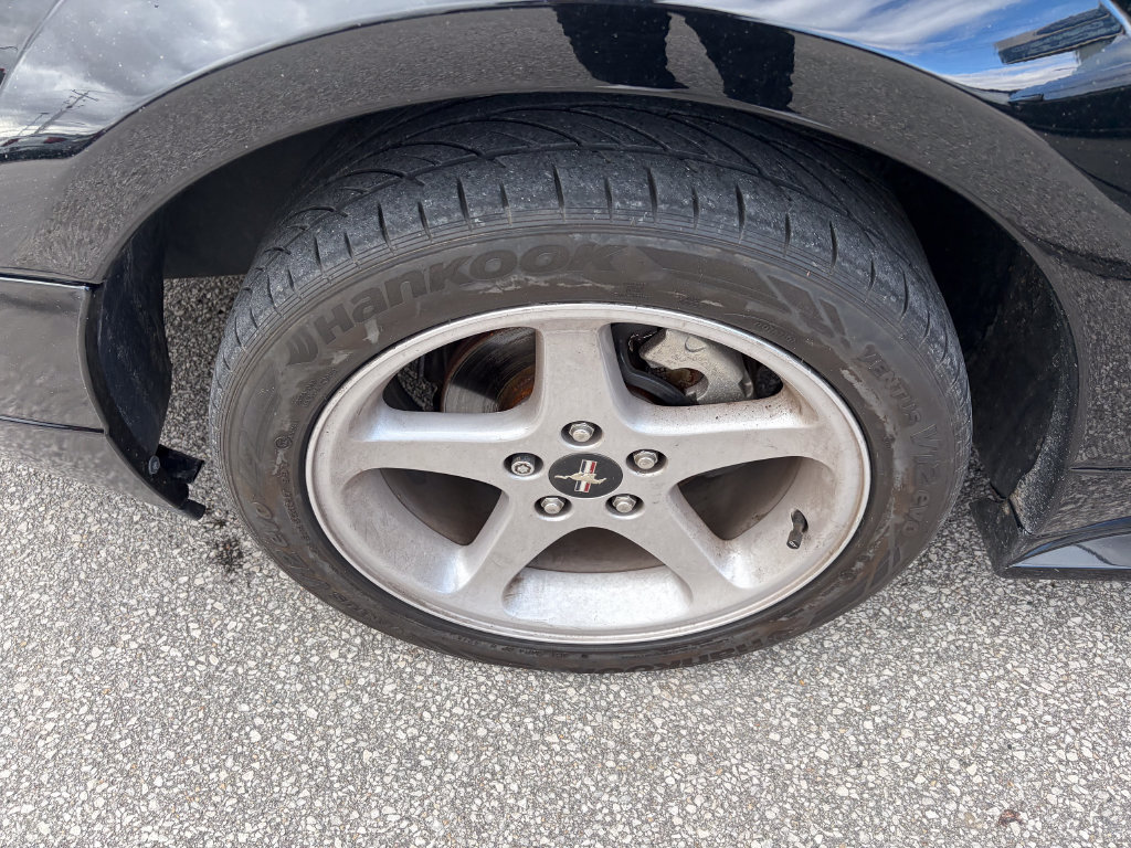Used 2004 Ford Mustang GT RWD image 21