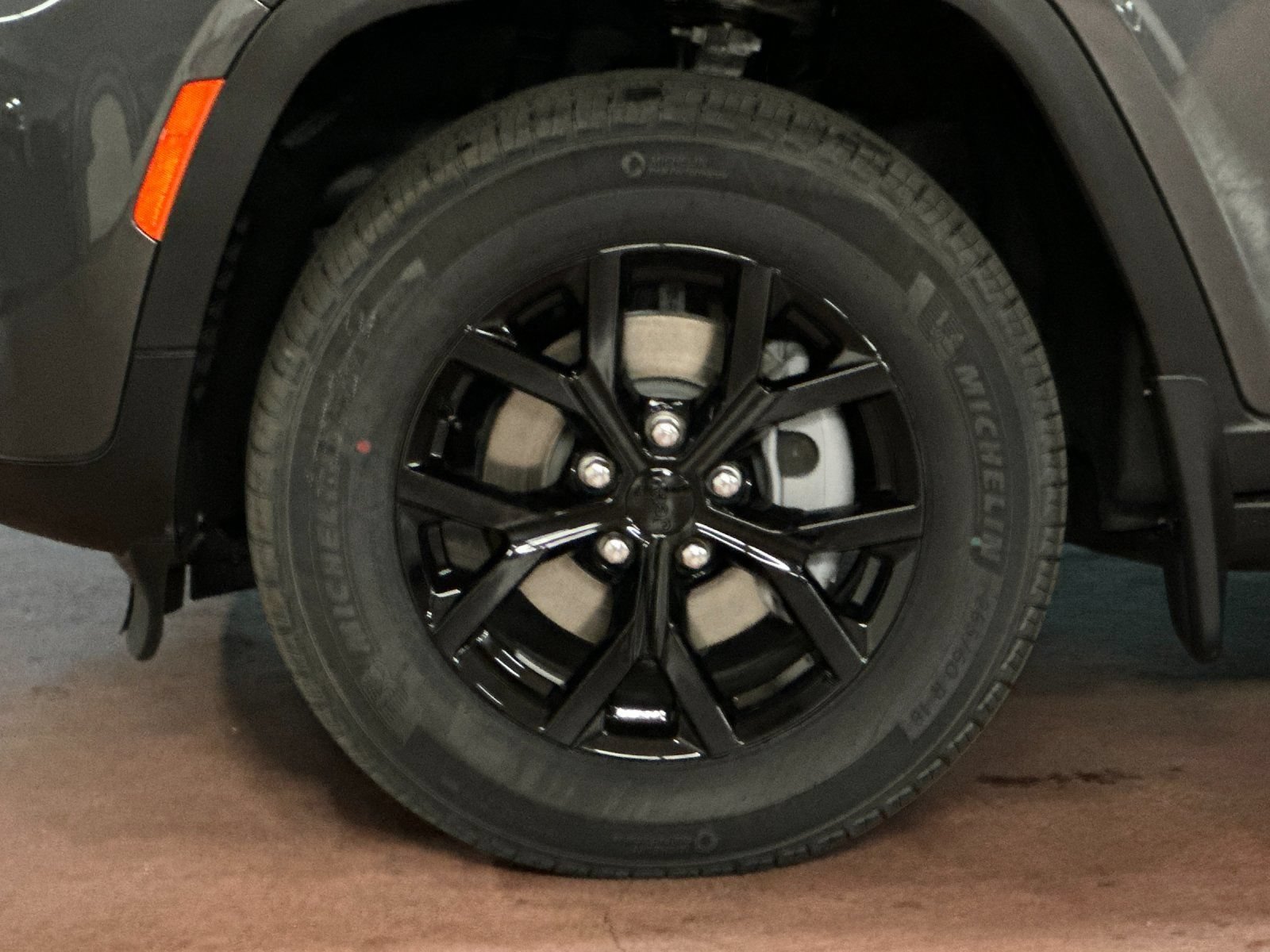 New 2026 Jeep Grand Cherokee Altitude AWD/4WD image 25