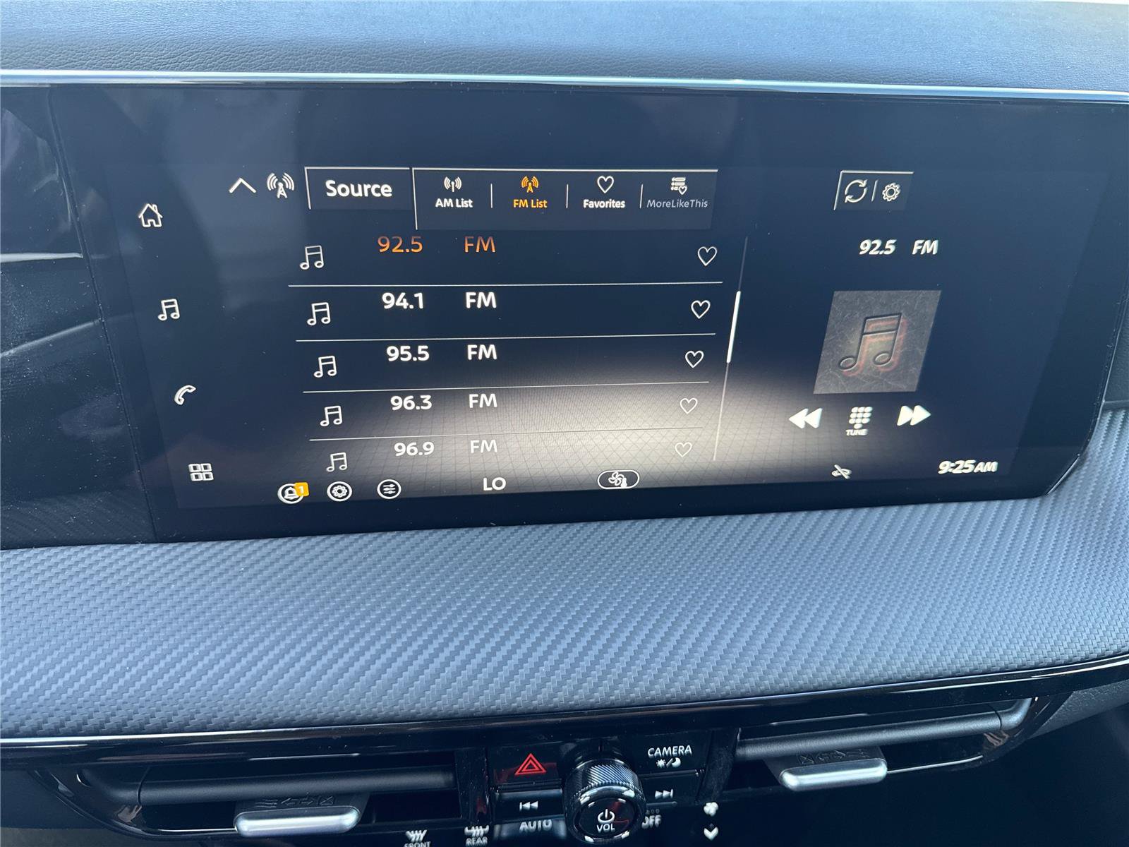 New 2026 Nissan Kicks SR FWD image 24