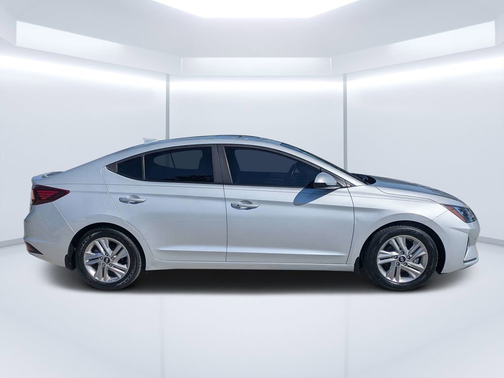 Used 2019 Hyundai Elantra Value Edition w/ Cargo Package FWD image 2