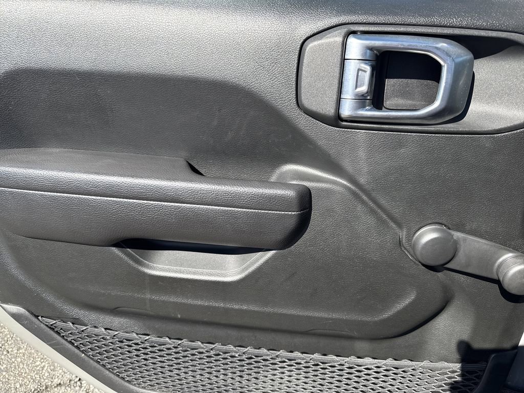 Used 2022 Jeep Gladiator Sport w/ Trailer Tow Package image 10