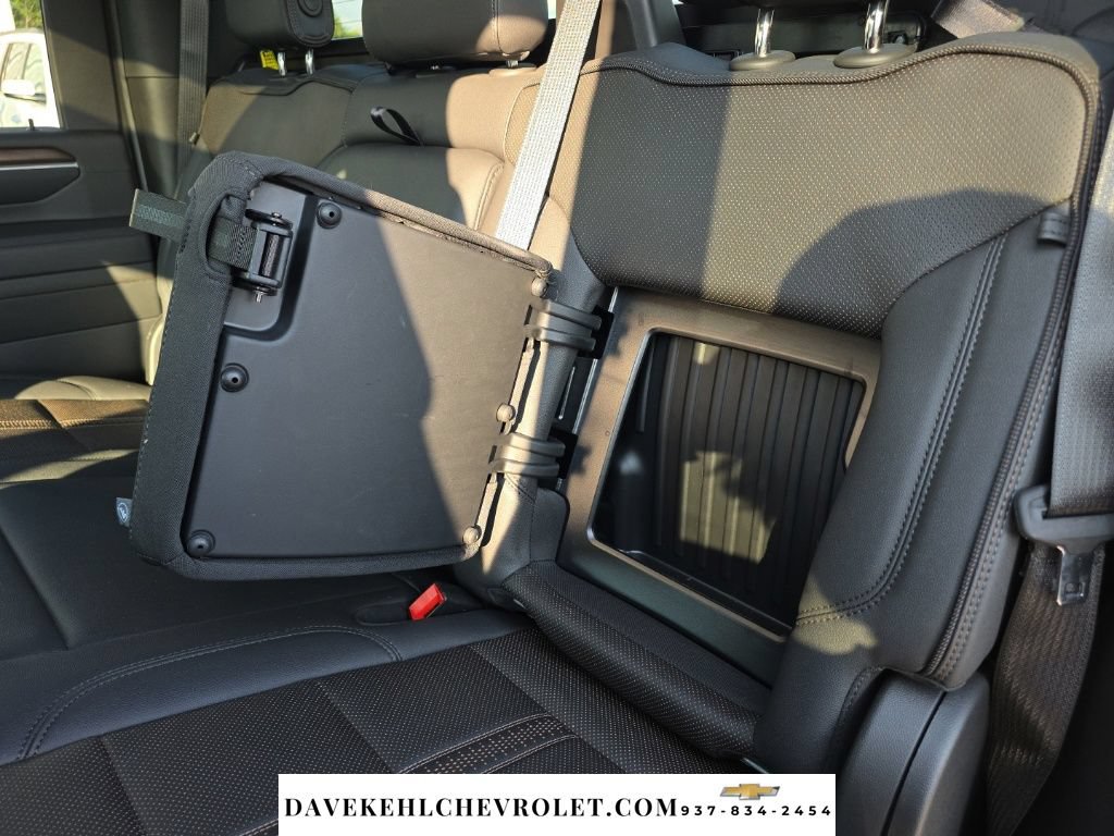 Used 2026 Chevrolet Silverado 2500 High Country w/ High Country Premium Package AWD/4WD image 24