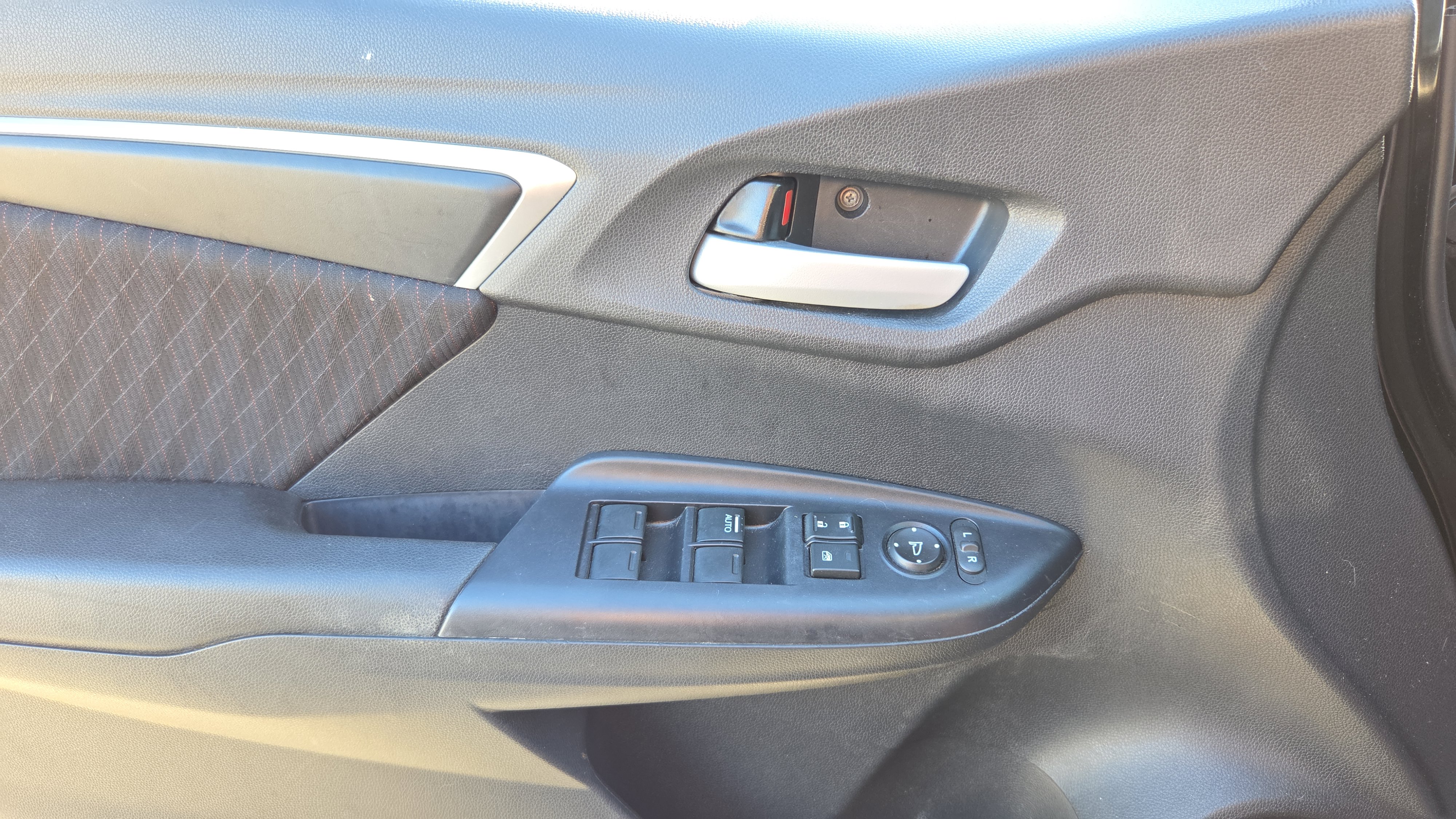 Used 2020 Honda Fit Sport image 27